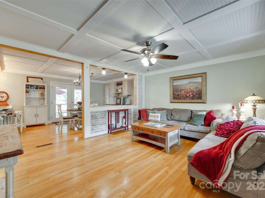 504 Amon Lane, Pineville, NC 28134.  MLS# CAR4263309, YatesRealty ID 6243. 