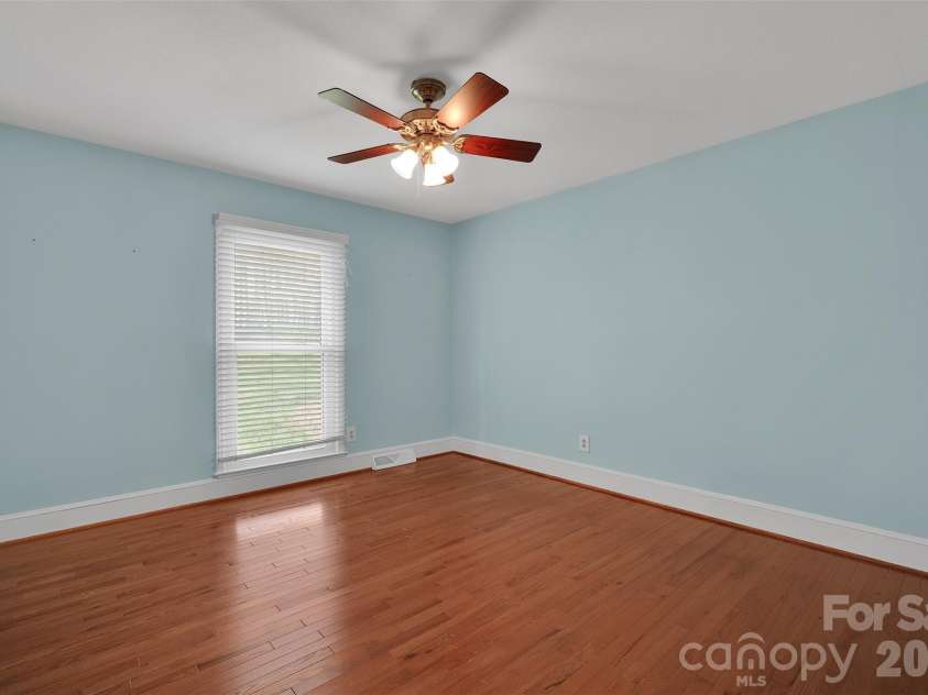 10311 Stonemede Lane, Matthews, NC 28105.  MLS# CAR4359875, YatesRealty ID 6244. Bedroom 3/office