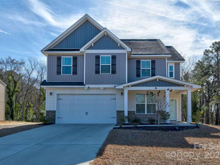 2337 Haile Street, Camden, SC 29020.  MLS# CAR4227974, YatesRealty ID 6244. 