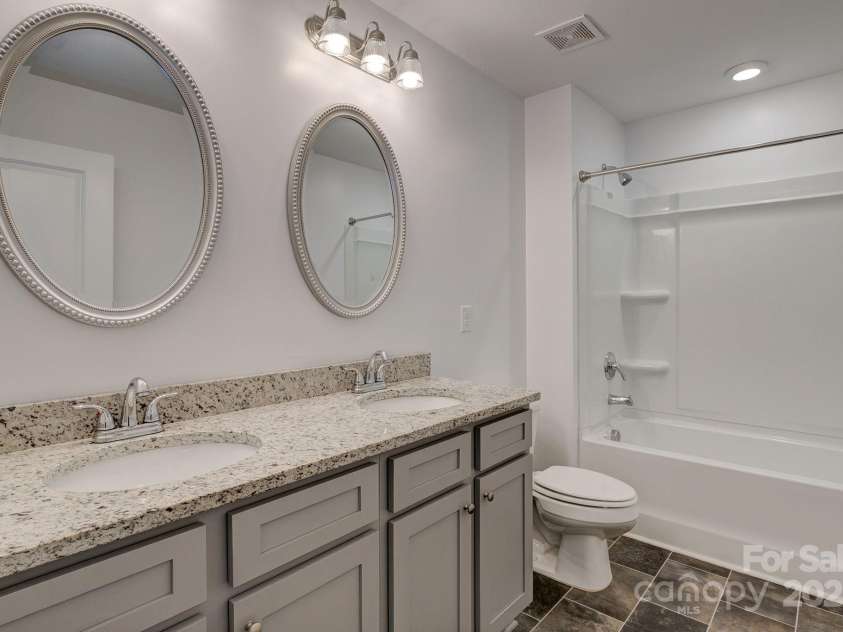 2337 Haile Street, Camden, SC 29020.  MLS# CAR4227974, YatesRealty ID 6244. 