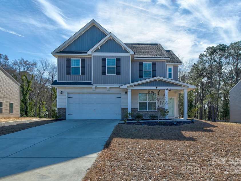 2337 Haile Street, Camden, SC 29020.  MLS# CAR4227974, YatesRealty ID 6244. 