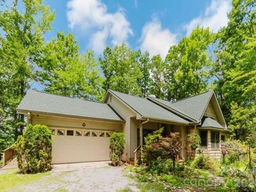 300 Serenity Trail, Rosman, NC 28772.  MLS# CAR4343470, YatesRealty ID 6245. 