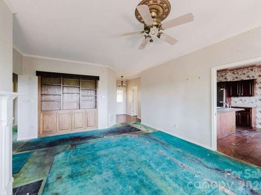 300 Serenity Trail, Rosman, NC 28772.  MLS# CAR4343470, YatesRealty ID 6245. 