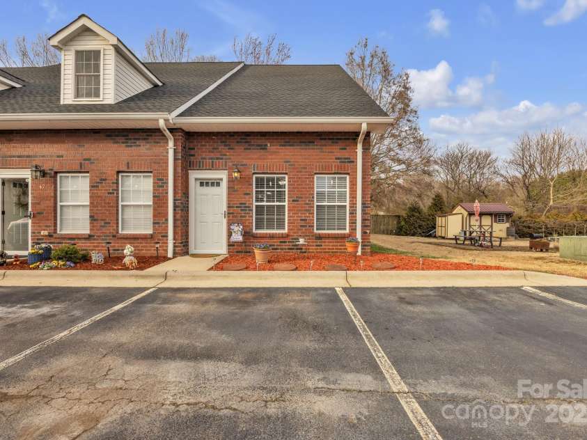 49 Orchard Trace Court, Taylorsville, NC 28681.  MLS# CAR4231865, YatesRealty ID 6246. 