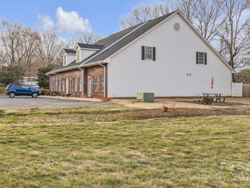 49 Orchard Trace Court, Taylorsville, NC 28681.  MLS# CAR4231865, YatesRealty ID 6246. 