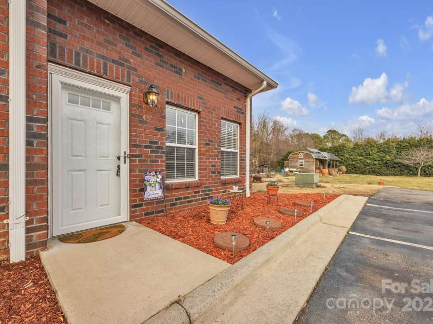 49 Orchard Trace Court, Taylorsville, NC 28681.  MLS# CAR4231865, YatesRealty ID 6246. 