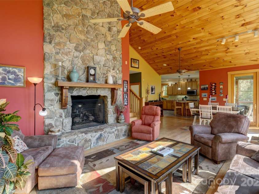 425 Sawmill Creek Road, Bryson City, NC 28713.  MLS# CAR4234274, YatesRealty ID 6247. 