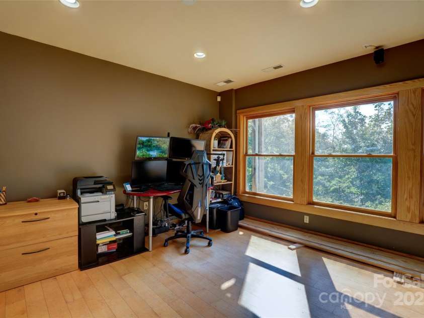 425 Sawmill Creek Road, Bryson City, NC 28713.  MLS# CAR4234274, YatesRealty ID 6247. 