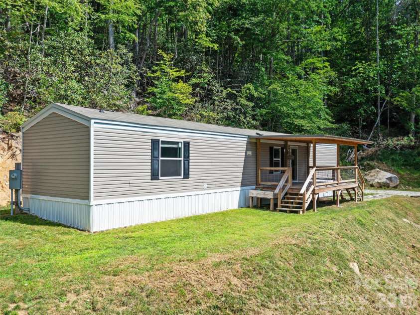 710 Greasy Creek Road, Bakersville, NC 28705.  MLS# CAR4297477, YatesRealty ID 6247. 