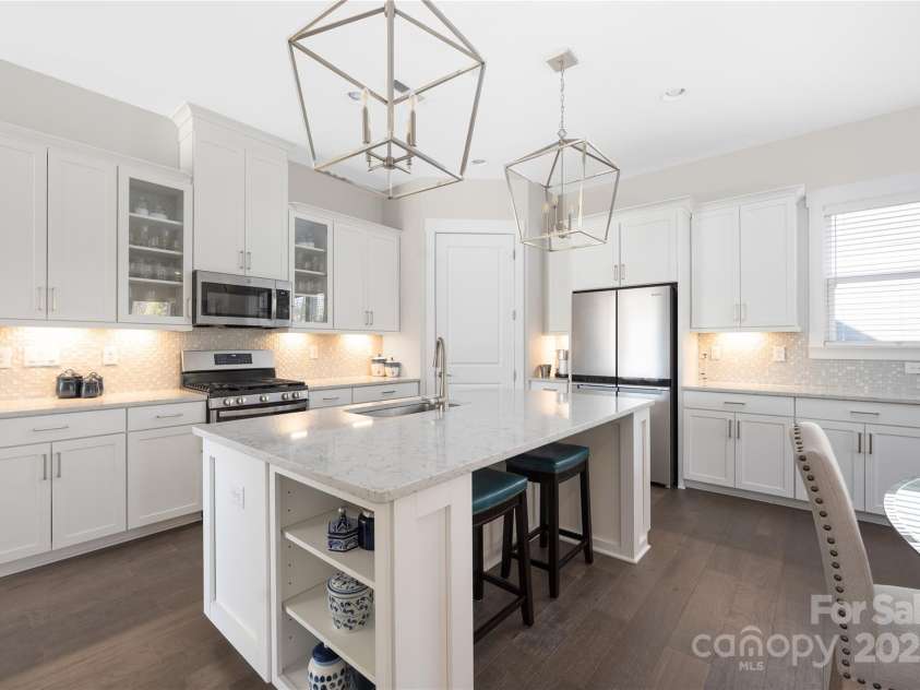 234 Pintail Drive, Monroe, NC 28110.  MLS# CAR4317174, YatesRealty ID 6248. Gorgeous kitchen!