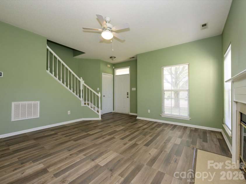 8625 Galena View Drive, Charlotte, NC 28269.  MLS# CAR4356908, YatesRealty ID 6248. 
