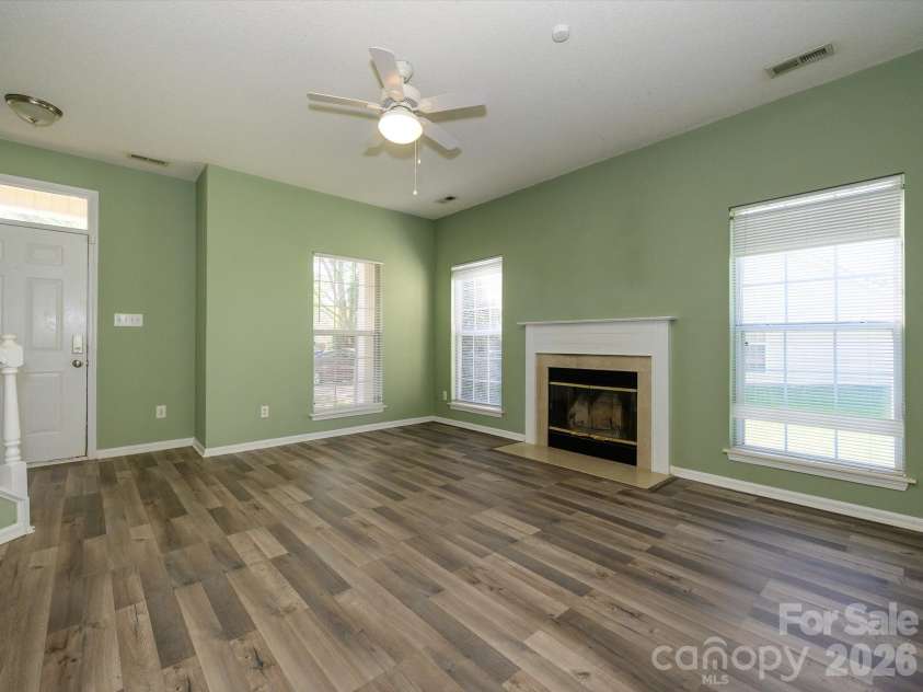 8625 Galena View Drive, Charlotte, NC 28269.  MLS# CAR4356908, YatesRealty ID 6248. 