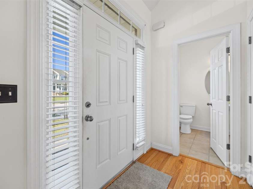 4042 Sunset Ridge Drive, Rock Hill, SC 29732.  MLS# CAR4347059, YatesRealty ID 6249. Entrance with half bath