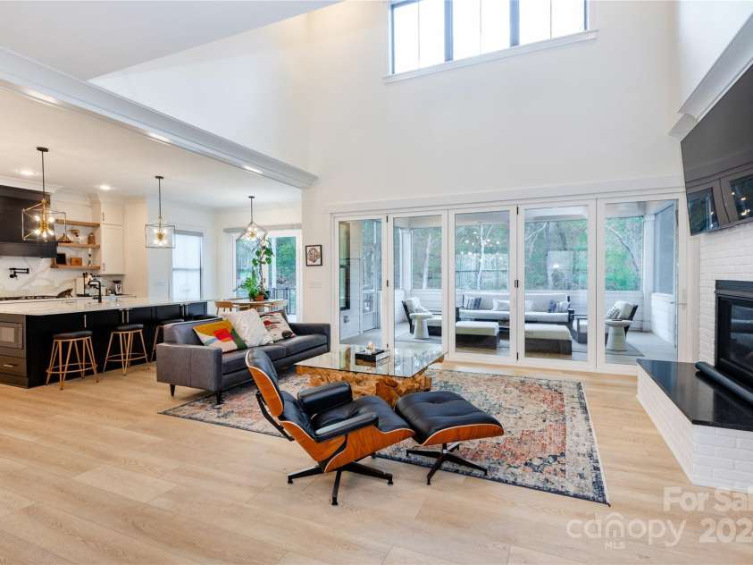 124 Direct Drive, Mooresville, NC 28117.  MLS# CAR4202552, YatesRealty ID 625. 