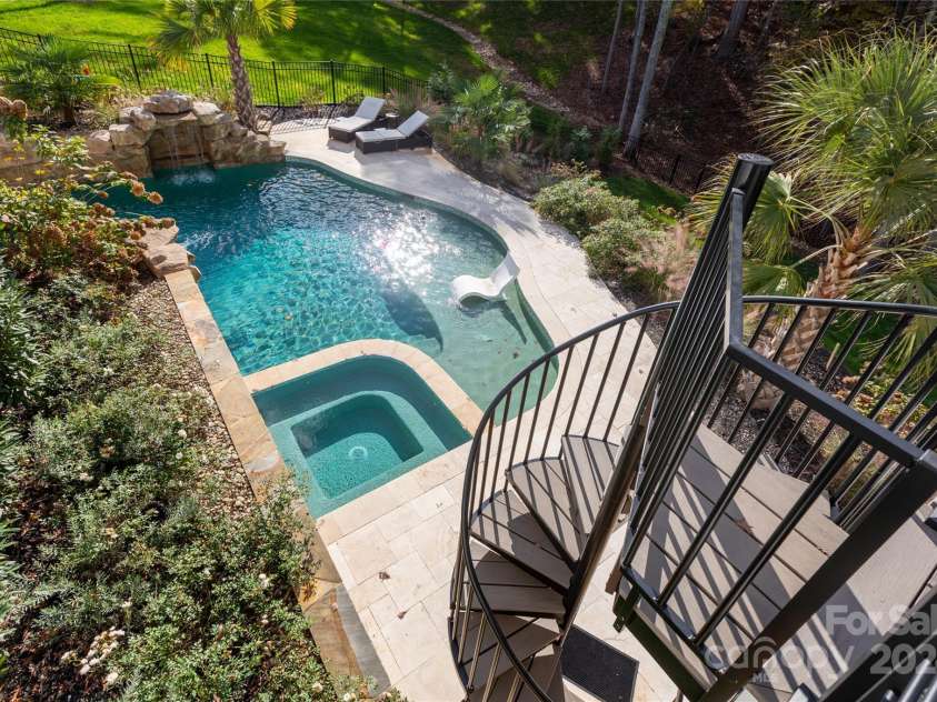 124 Direct Drive, Mooresville, NC 28117.  MLS# CAR4202552, YatesRealty ID 625. 