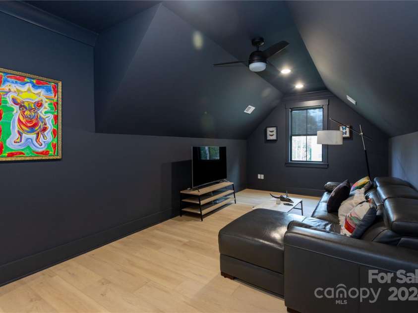 124 Direct Drive, Mooresville, NC 28117.  MLS# CAR4202552, YatesRealty ID 625. Suite bonus room.