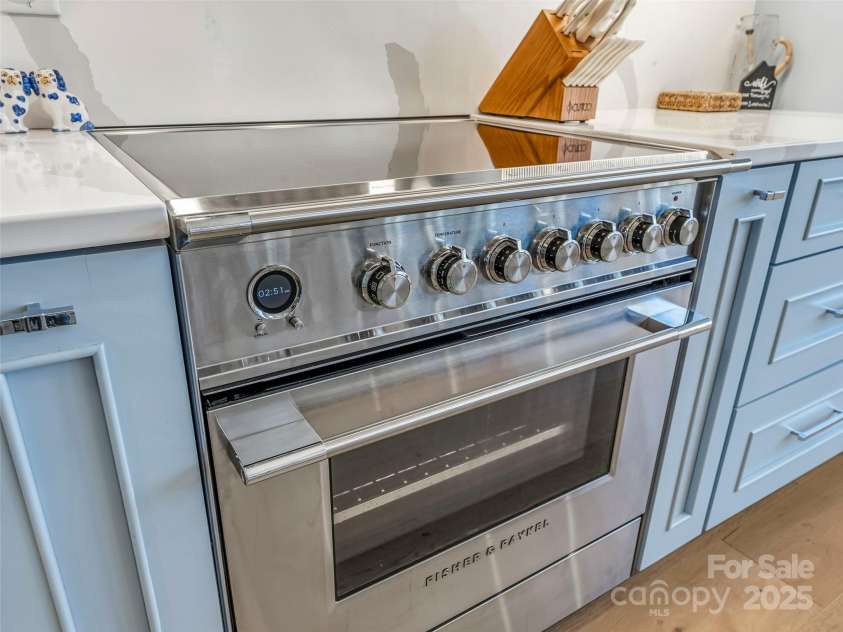 40 Toxaway Landing Drive, Lake Toxaway, NC 28747.  MLS# CAR4329931, YatesRealty ID 625. 