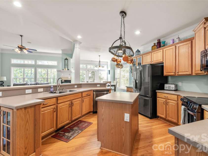 1431 Piper Court, Concord, NC 28025.  MLS# CAR4349971, YatesRealty ID 6250. 