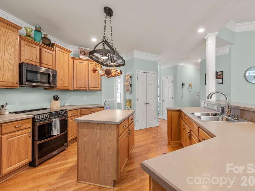 1431 Piper Court, Concord, NC 28025.  MLS# CAR4349971, YatesRealty ID 6250. 