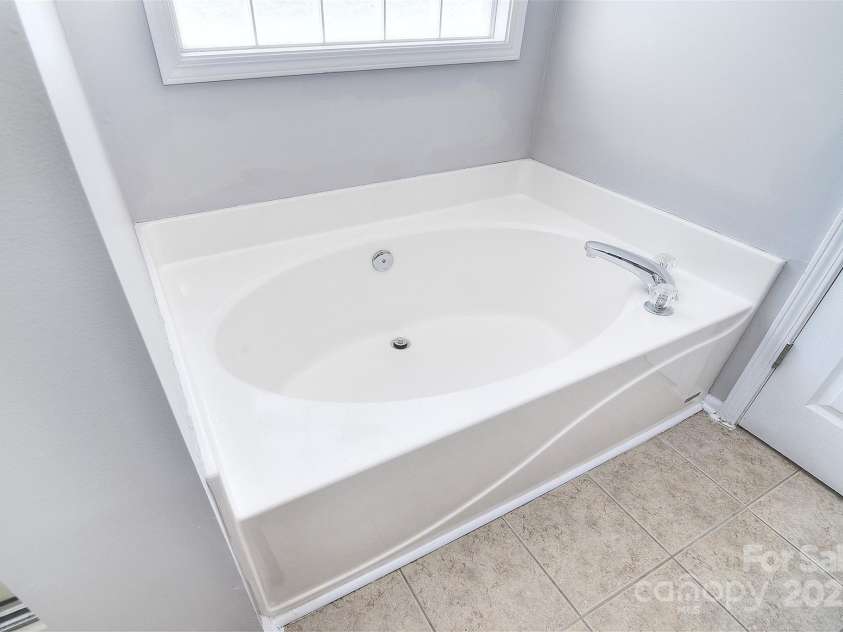 217 Dewars Drive, Rock Hill, SC 29730.  MLS# CAR4188334, YatesRealty ID 6250. 