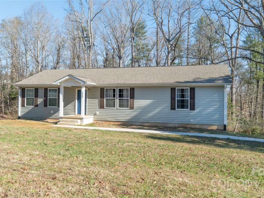 2257 Messer Road, Valdese, NC 28690.  MLS# CAR4209555, YatesRealty ID 6252. 