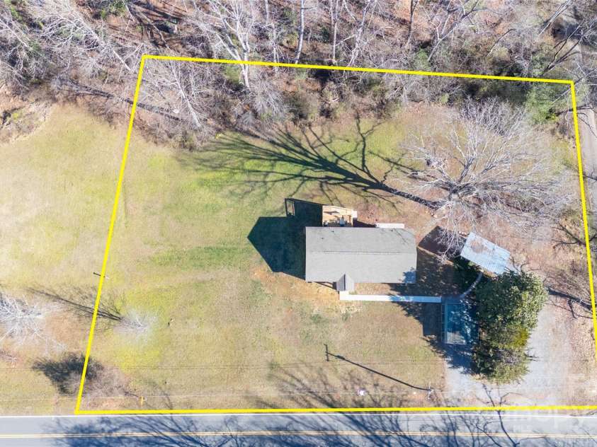 2257 Messer Road, Valdese, NC 28690.  MLS# CAR4209555, YatesRealty ID 6252. 
