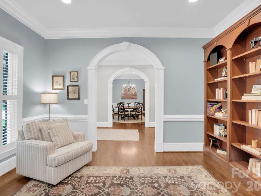 312 Old Hickory Court, Fort Mill, SC 29715.  MLS# CAR4358551, YatesRealty ID 6253. Living Room