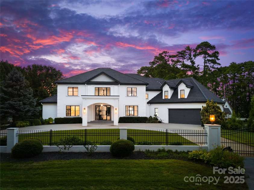 16439 Jetton Road, Cornelius, NC 28031.  MLS# CAR4229113, YatesRealty ID 6254. 