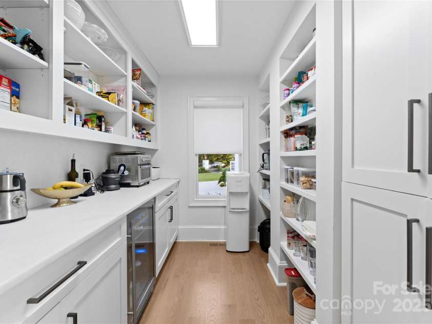 16439 Jetton Road, Cornelius, NC 28031.  MLS# CAR4229113, YatesRealty ID 6254. 