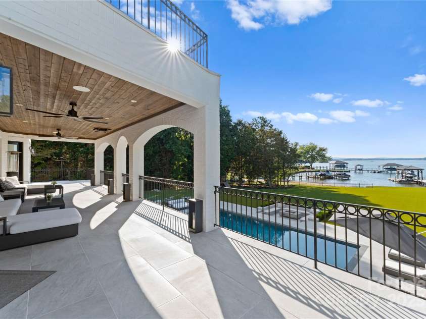 16439 Jetton Road, Cornelius, NC 28031.  MLS# CAR4229113, YatesRealty ID 6254. 