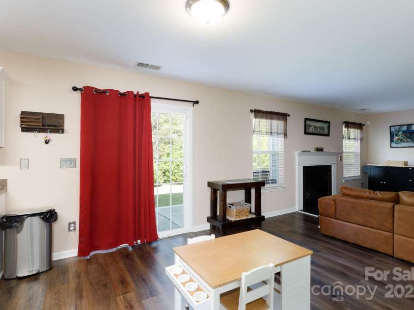 4707 Hannah Drive, Rock Hill, SC 29732.  MLS# CAR4244675, YatesRealty ID 6255. 