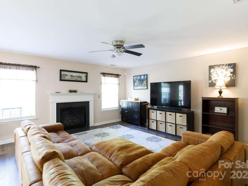 4707 Hannah Drive, Rock Hill, SC 29732.  MLS# CAR4244675, YatesRealty ID 6255. 