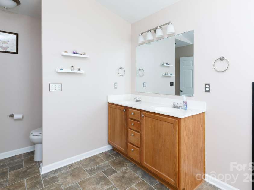 4707 Hannah Drive, Rock Hill, SC 29732.  MLS# CAR4244675, YatesRealty ID 6255. 