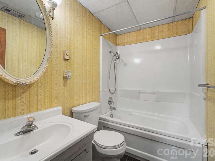 318 Sunrise Park, Sylva, NC 28779.  MLS# CAR4356234, YatesRealty ID 6256. 