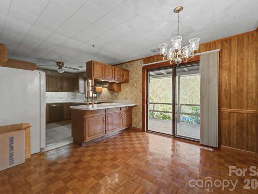 318 Sunrise Park, Sylva, NC 28779.  MLS# CAR4356234, YatesRealty ID 6256. 