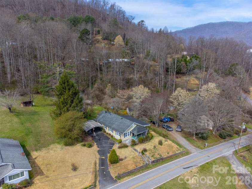 318 Sunrise Park, Sylva, NC 28779.  MLS# CAR4356234, YatesRealty ID 6256. 