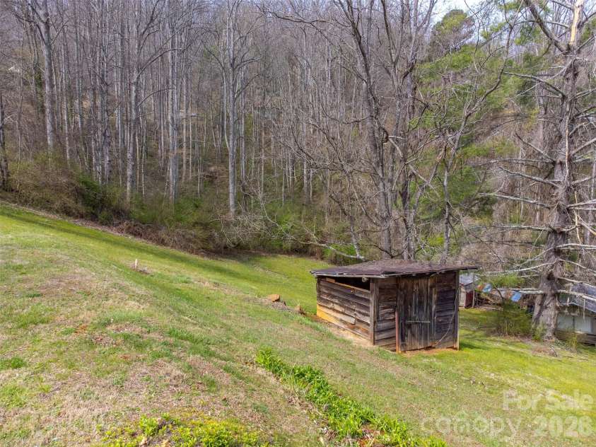 318 Sunrise Park, Sylva, NC 28779.  MLS# CAR4356234, YatesRealty ID 6256. 