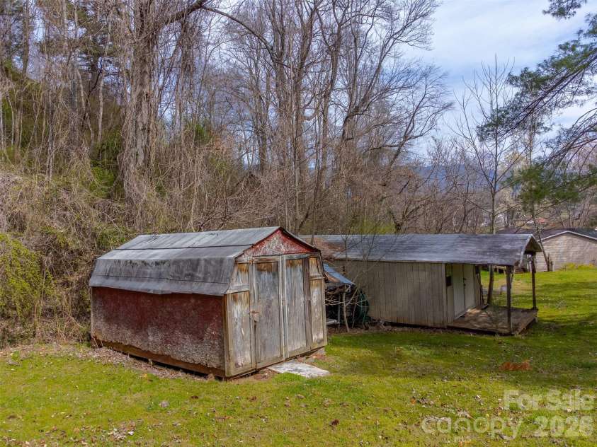 318 Sunrise Park, Sylva, NC 28779.  MLS# CAR4356234, YatesRealty ID 6256. 