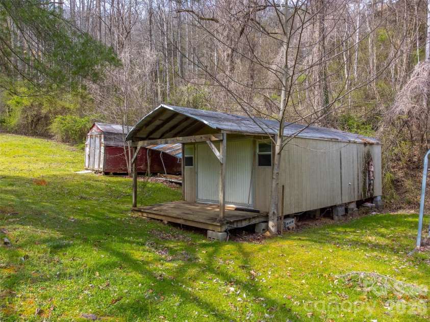 318 Sunrise Park, Sylva, NC 28779.  MLS# CAR4356234, YatesRealty ID 6256. 