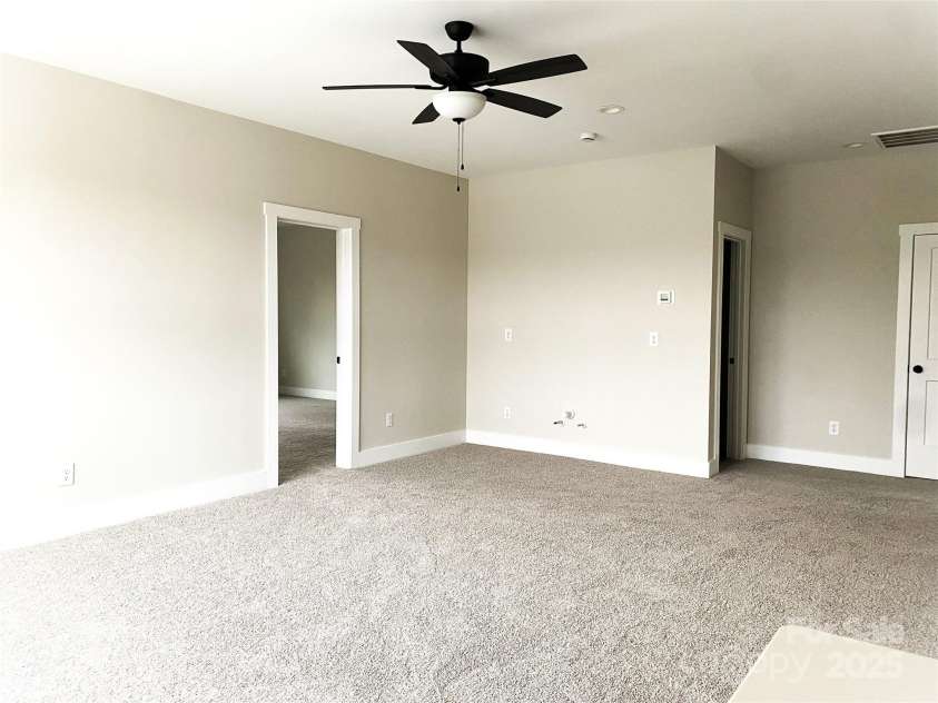 553 Lowrance Avenue, Mooresville, NC 28115.  MLS# CAR4219611, YatesRealty ID 6256. 