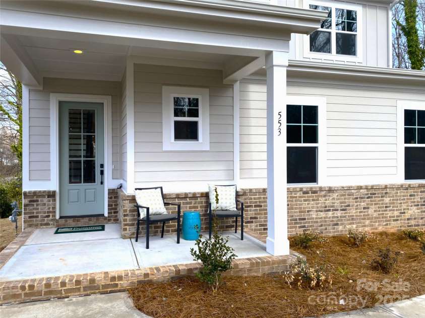 553 Lowrance Avenue, Mooresville, NC 28115.  MLS# CAR4219611, YatesRealty ID 6256. 