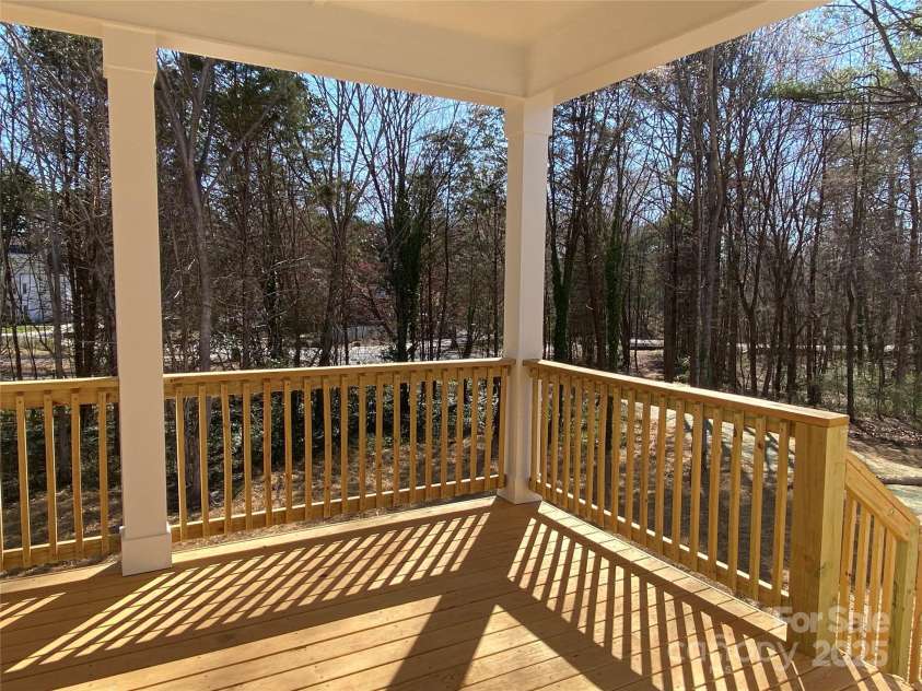 148 Dabbling Duck Circle, Mooresville, NC 28117.  MLS# CAR4206683, YatesRealty ID 6259. 