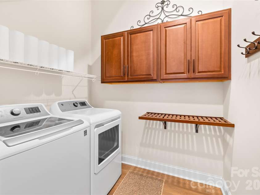 454 Bowline Drive, Denver, NC 28037.  MLS# CAR4361820, YatesRealty ID 6259. 