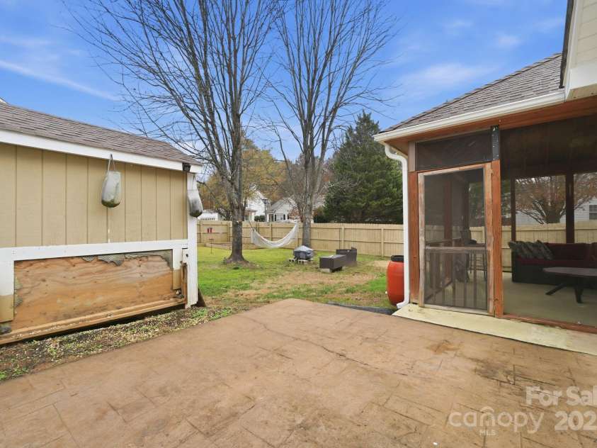 13512 Michael Lynn Road, Charlotte, NC 28278.  MLS# CAR4329599, YatesRealty ID 626. 