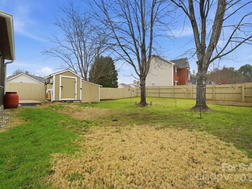 13512 Michael Lynn Road, Charlotte, NC 28278.  MLS# CAR4329599, YatesRealty ID 626. 