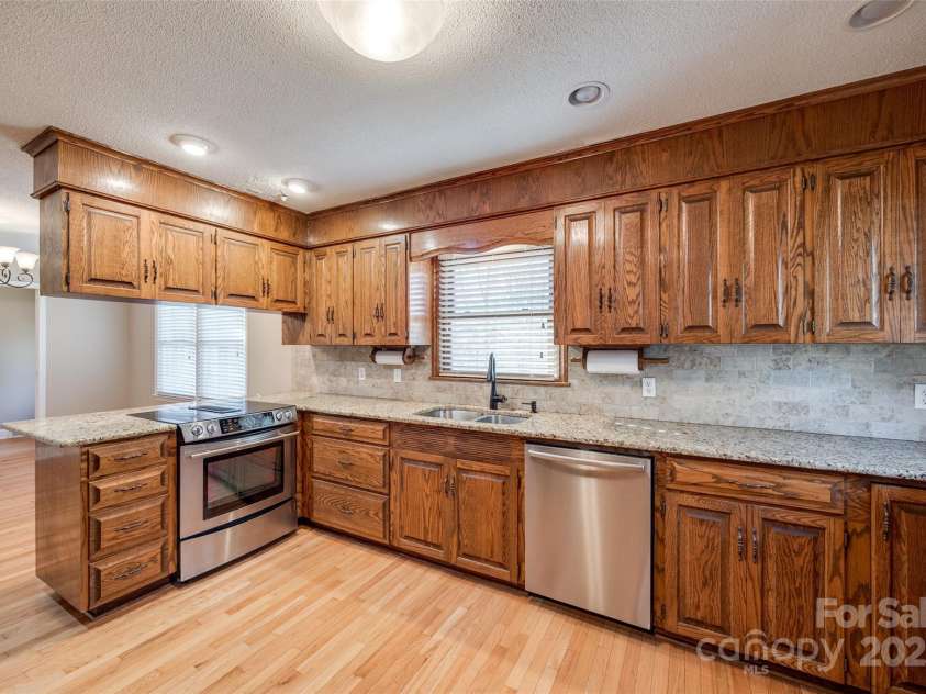 4193 Walker Road, Rock Hill, SC 29730.  MLS# CAR4212191, YatesRealty ID 626. 