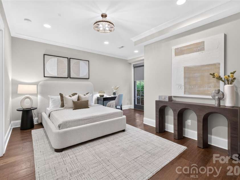 1624 Lombardy Circle, Charlotte, NC 28203.  MLS# CAR4410340, YatesRealty ID 6261. Bedroom or Office