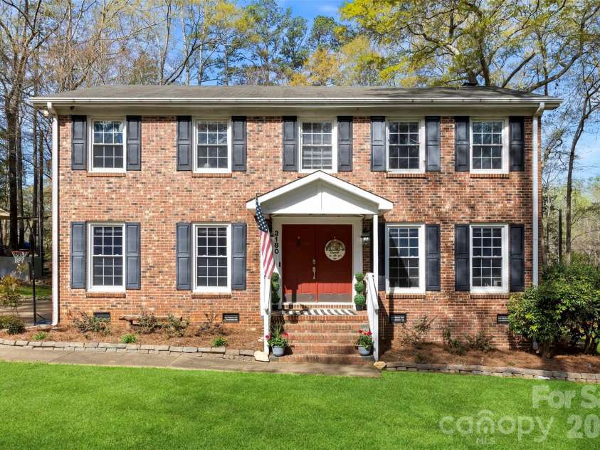 3180 Pinetuck Lane, Rock Hill, SC 29730.  MLS# CAR4359029, YatesRealty ID 6262. 