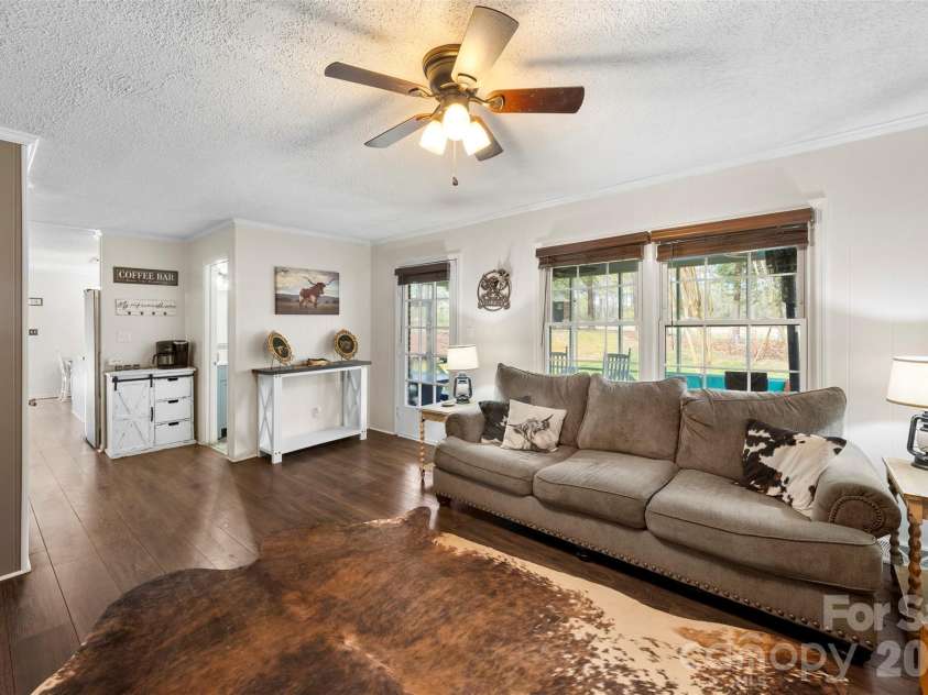 3180 Pinetuck Lane, Rock Hill, SC 29730.  MLS# CAR4359029, YatesRealty ID 6262. Den