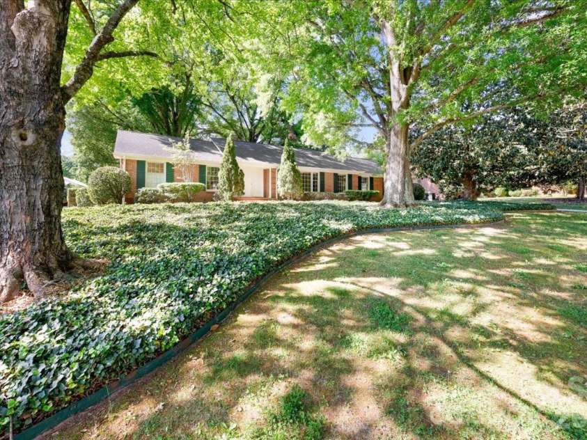 415 Princeton Drive, Salisbury, NC 28144.  MLS# CAR4361528, YatesRealty ID 6263. 